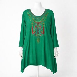 CA. NWT Calessa Teal Embroidered V-Neck Tunic Top (XL)